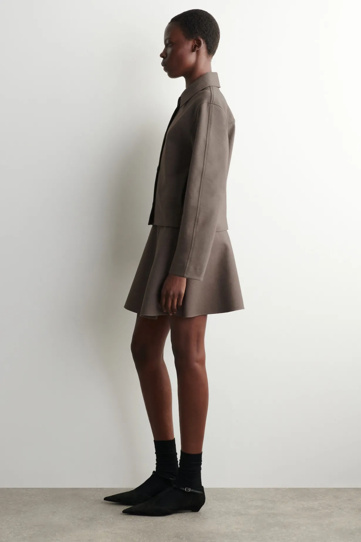 ABGERUNDETE JACKE AUS JERSEY
