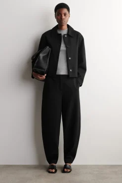 ABGERUNDETE JACKE AUS JERSEY