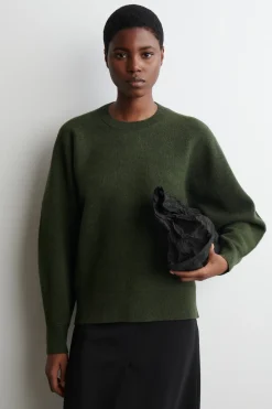 ABGERUNDETER PULLOVER AUS DOUBLEFACE-WOLLE