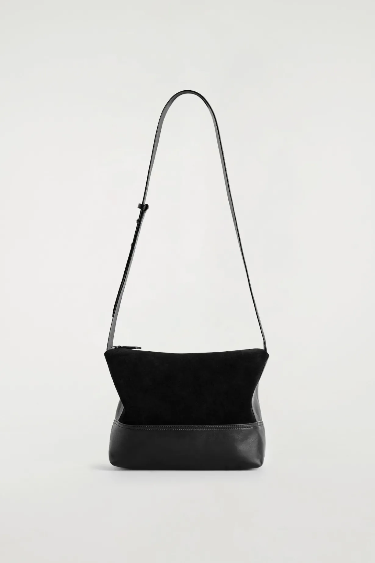 AGENDA SCHULTERTASCHE - LEDER