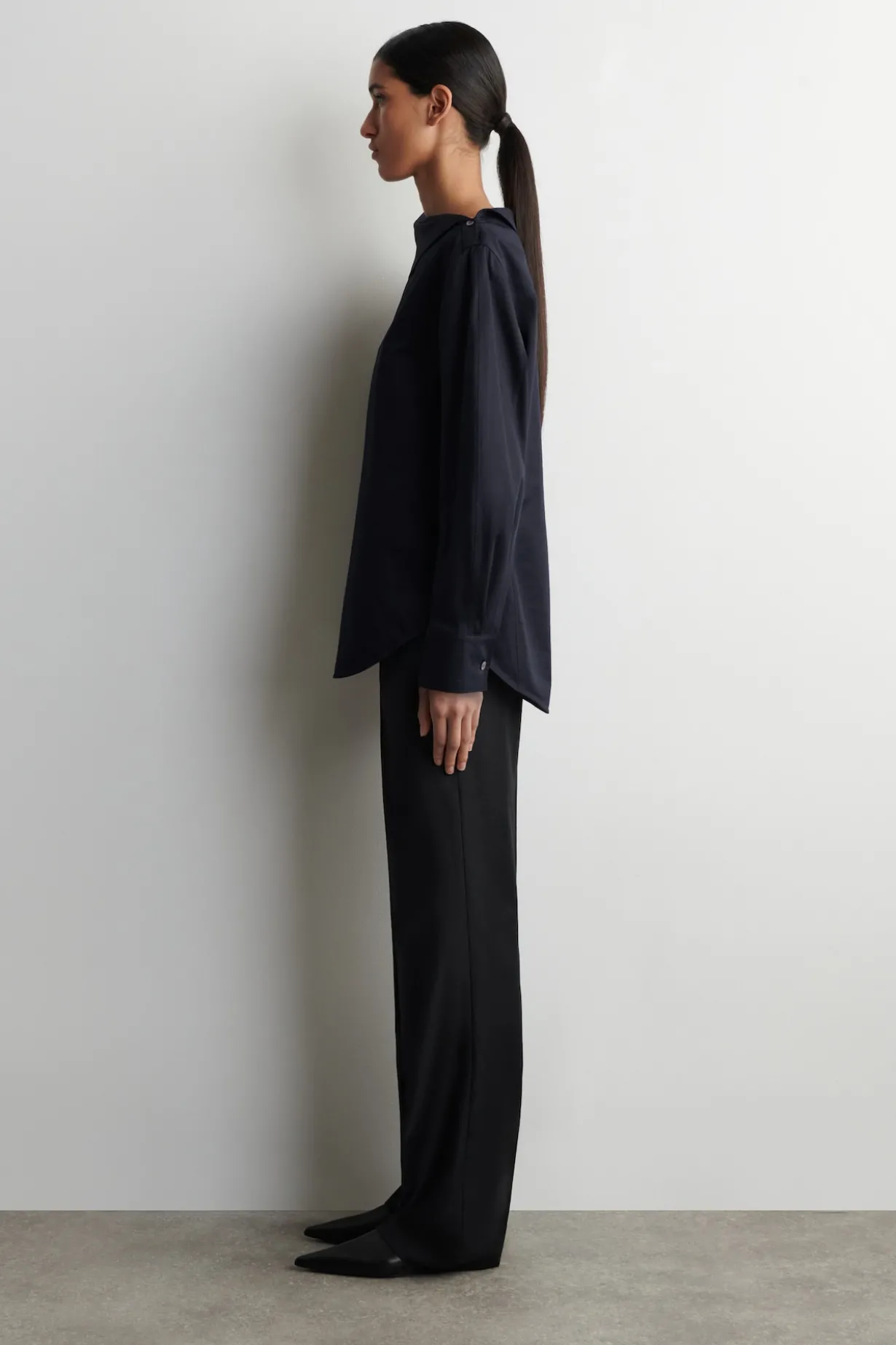 ASYMMETRISCHE BAUMWOLLBLUSE