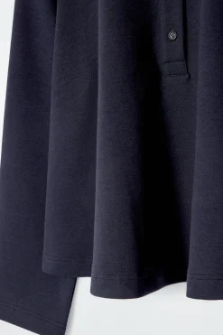 AUSGESTELLTES POLOSHIRT AUS BAUMWOLLJERSEY