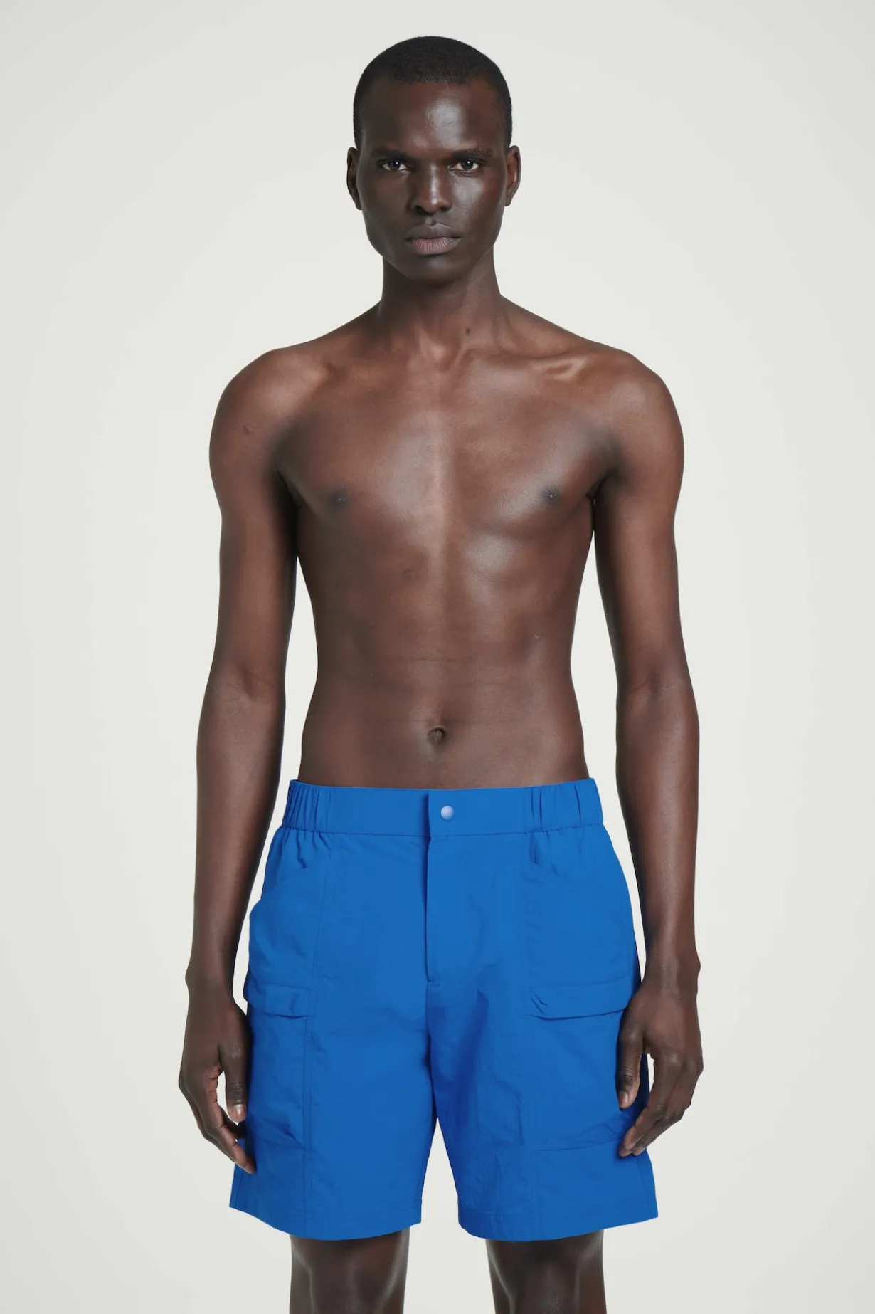 BADESHORTS IM UTILITY-STIL