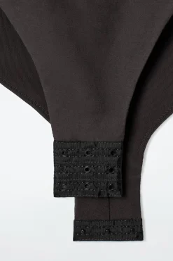 BANDEAU-BODY IN KORSETT-OPTIK