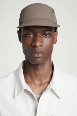 BASECAP AUS NYLON MIT MESH-EINSÄTZEN