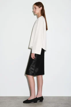 BAUMWOLLBLUSE MIT ABGERUNDETEM SAUM