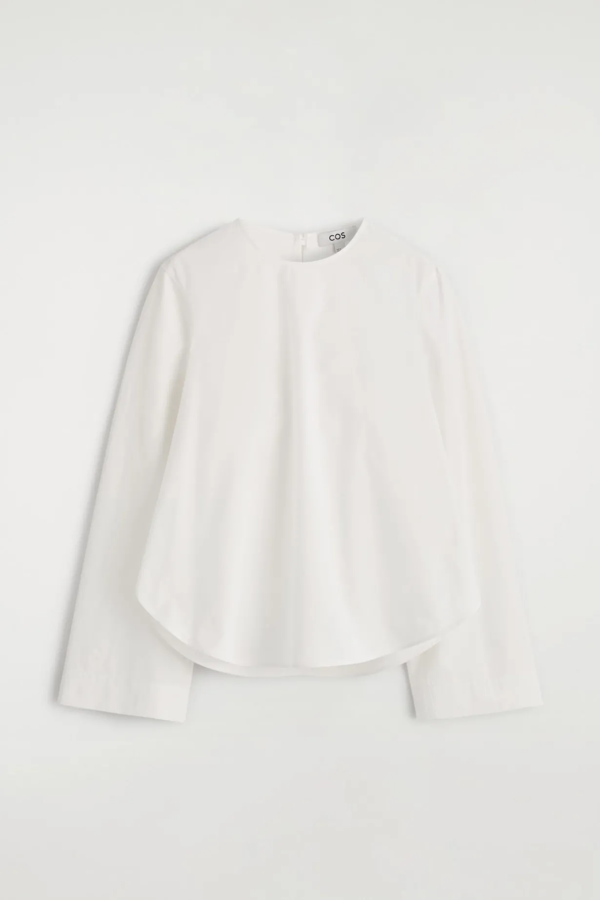 BAUMWOLLBLUSE MIT ABGERUNDETEM SAUM