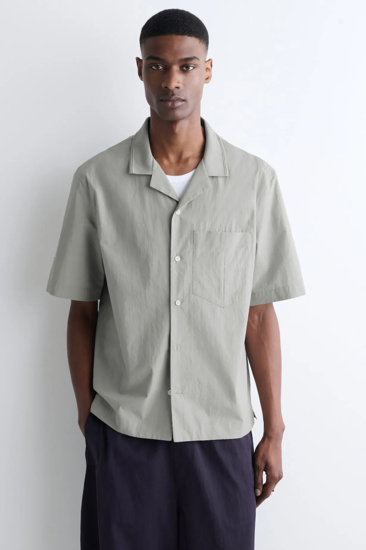 BAUMWOLLBLUSE MIT REVERS-KRAGEN