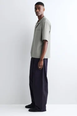 BAUMWOLLBLUSE MIT REVERS-KRAGEN