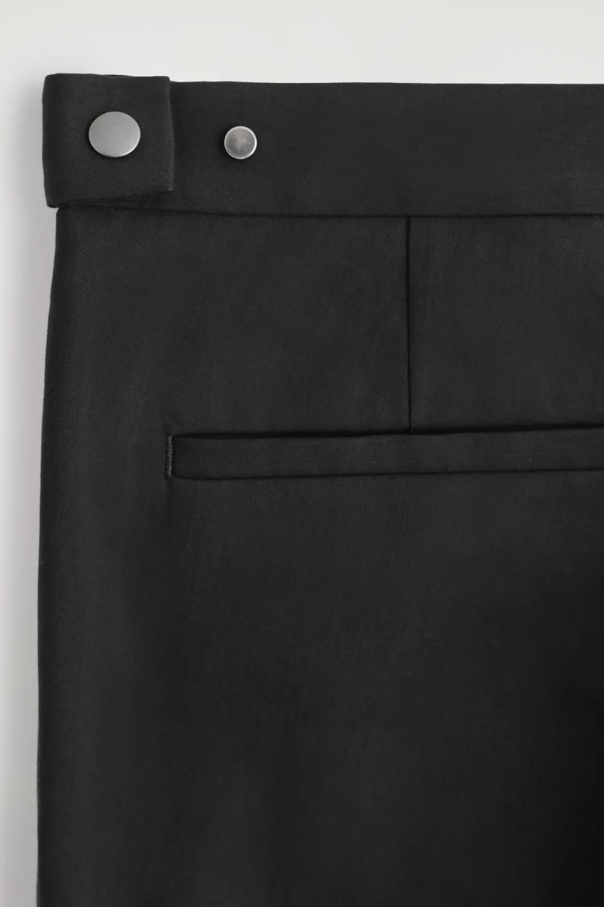 BAUMWOLLHOSE MIT SCHMALEM BEIN
