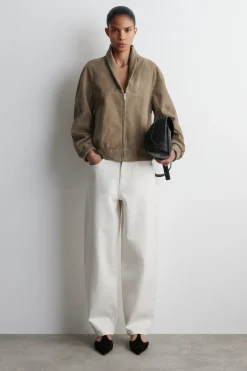 BAY JEANS MIT BARREL-BEIN