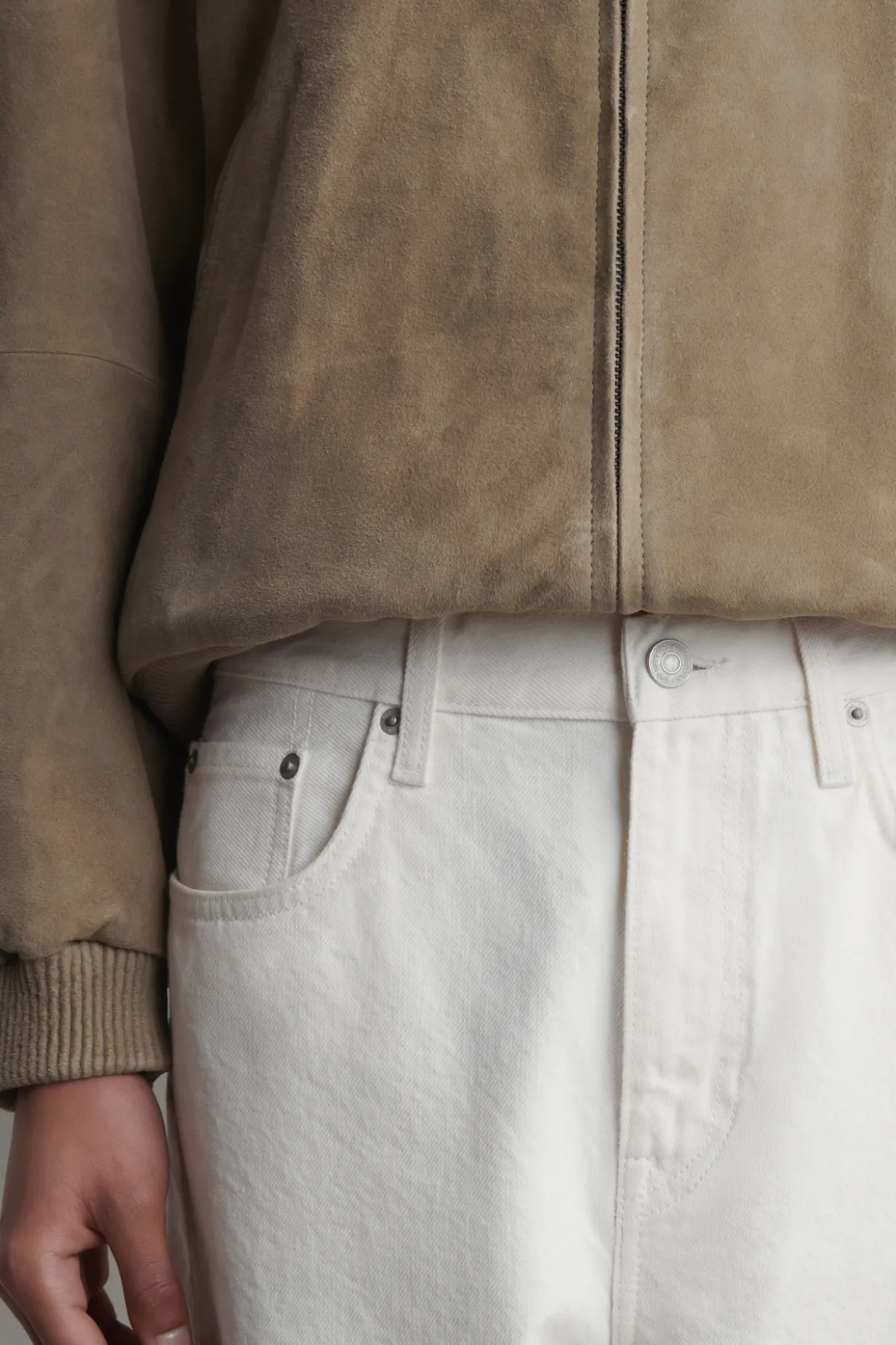 BAY JEANS MIT BARREL-BEIN