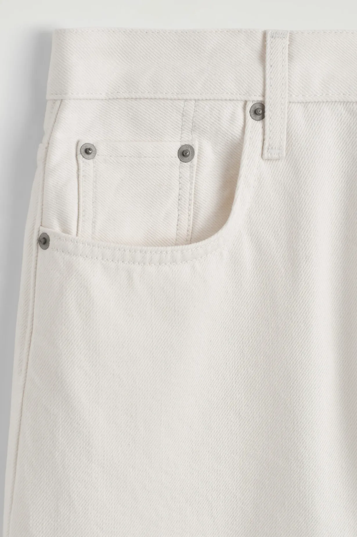 BAY JEANS MIT BARREL-BEIN