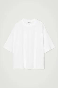 BESONDERS WEITES OVERSIZED-T-SHIRT AUS BAUMWOLLE