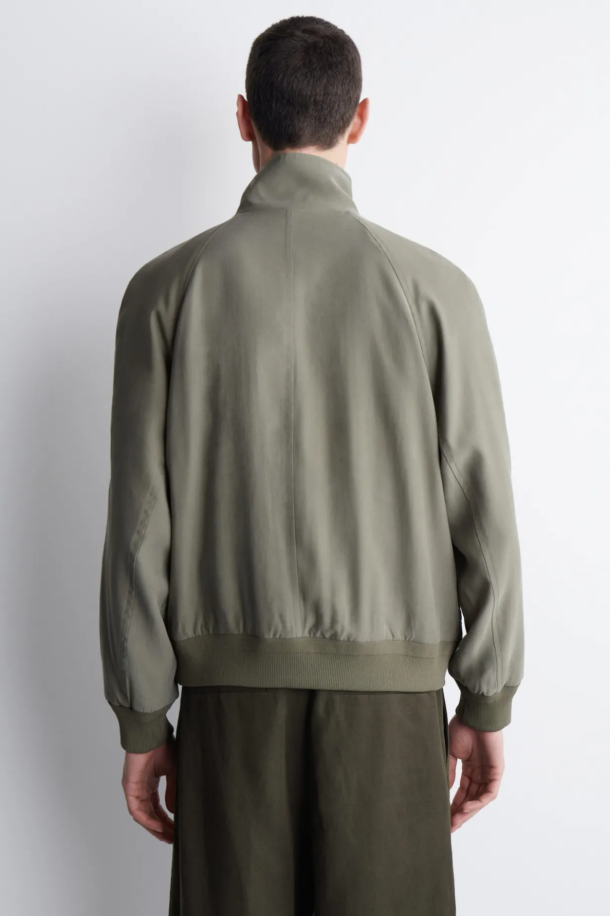 BLOUSONJACKE AUS TWILL MIT STEHKRAGEN