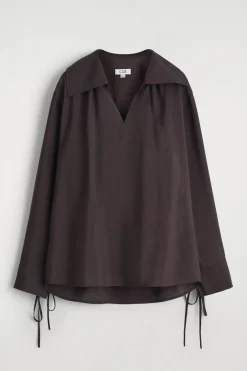 BLUSE AUS MODAL MIT BREITEM KRAGEN