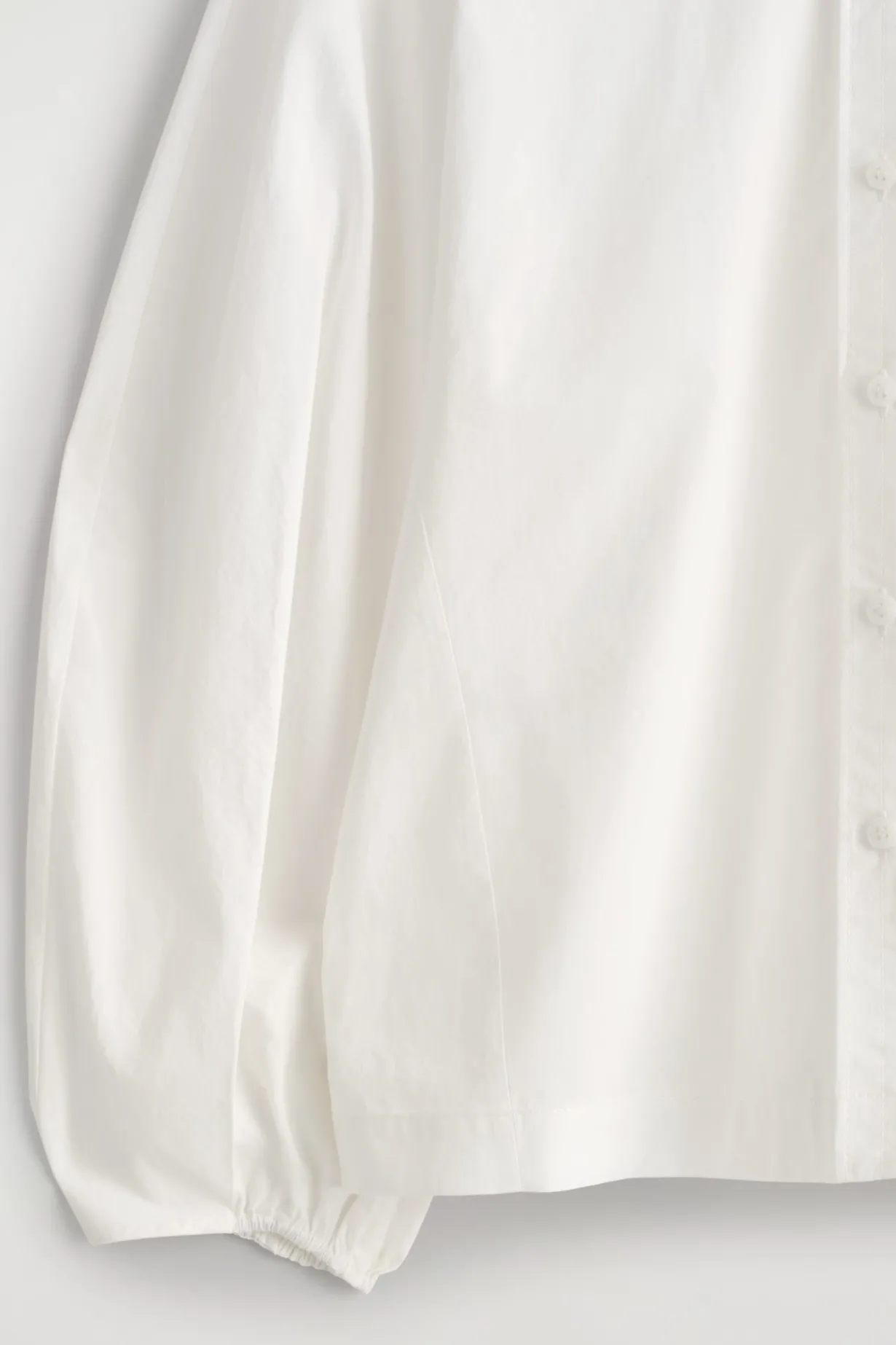 BLUSE AUS PIMA-BAUMWOLLE MIT FALTEN