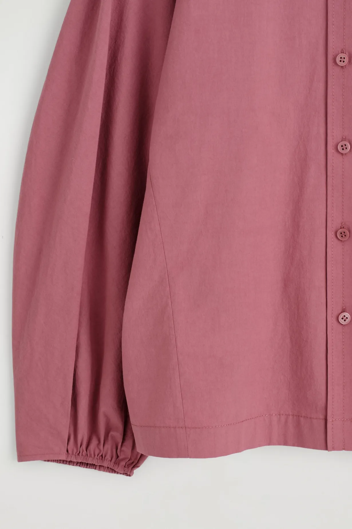 BLUSE AUS PIMA-BAUMWOLLE MIT FALTEN