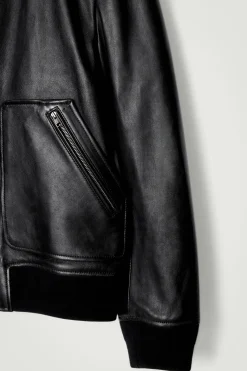 BOMBERJACKE AUS LEDER