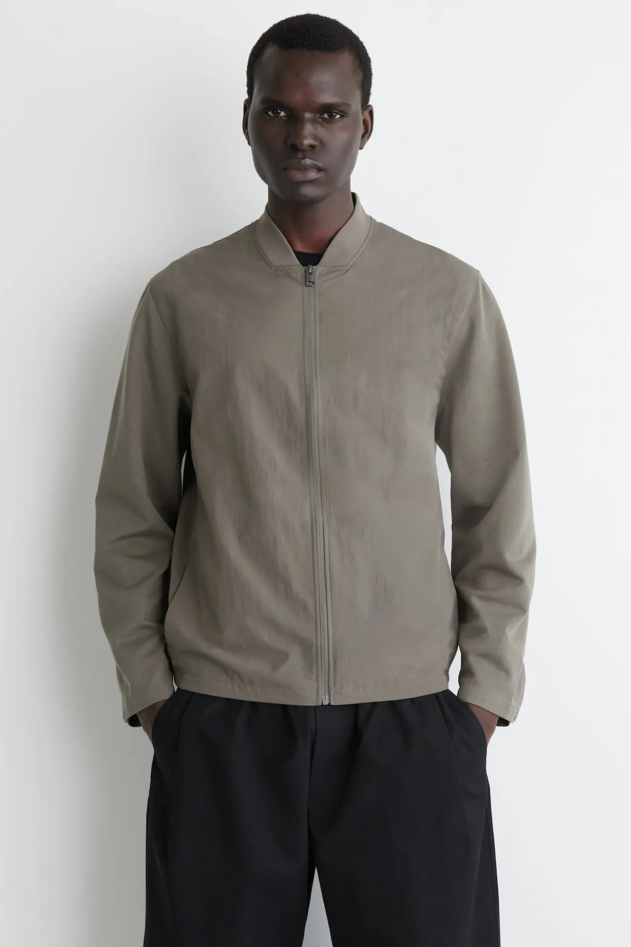 BOMBERJACKE MIT JERSEY-EINSÄTZEN