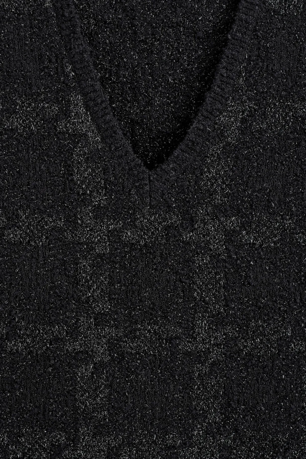 BOUCLÉ-STRICKPULLUNDER