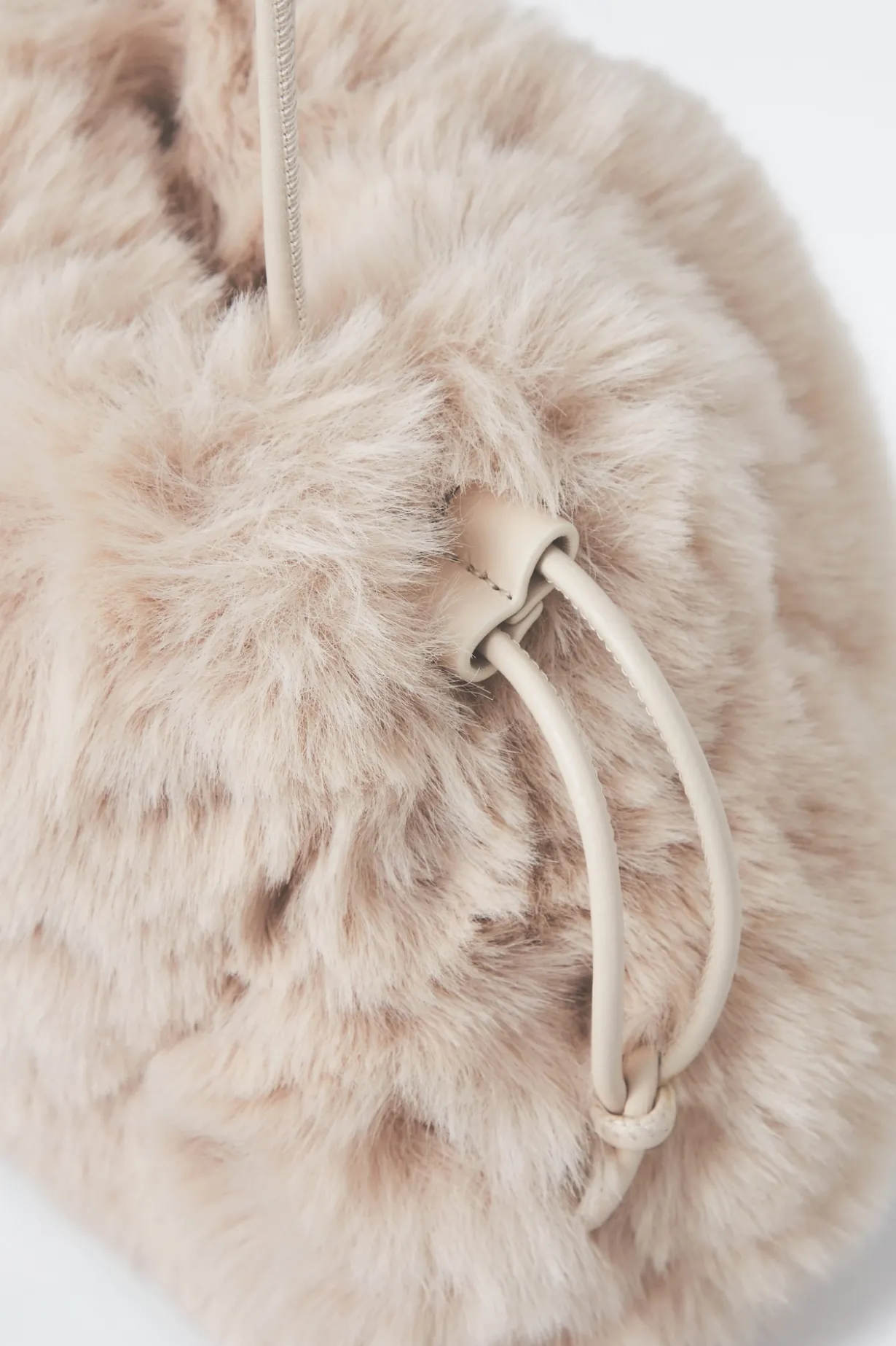 CAVATELLI MINI-CLUTCH - FELLOPTIK