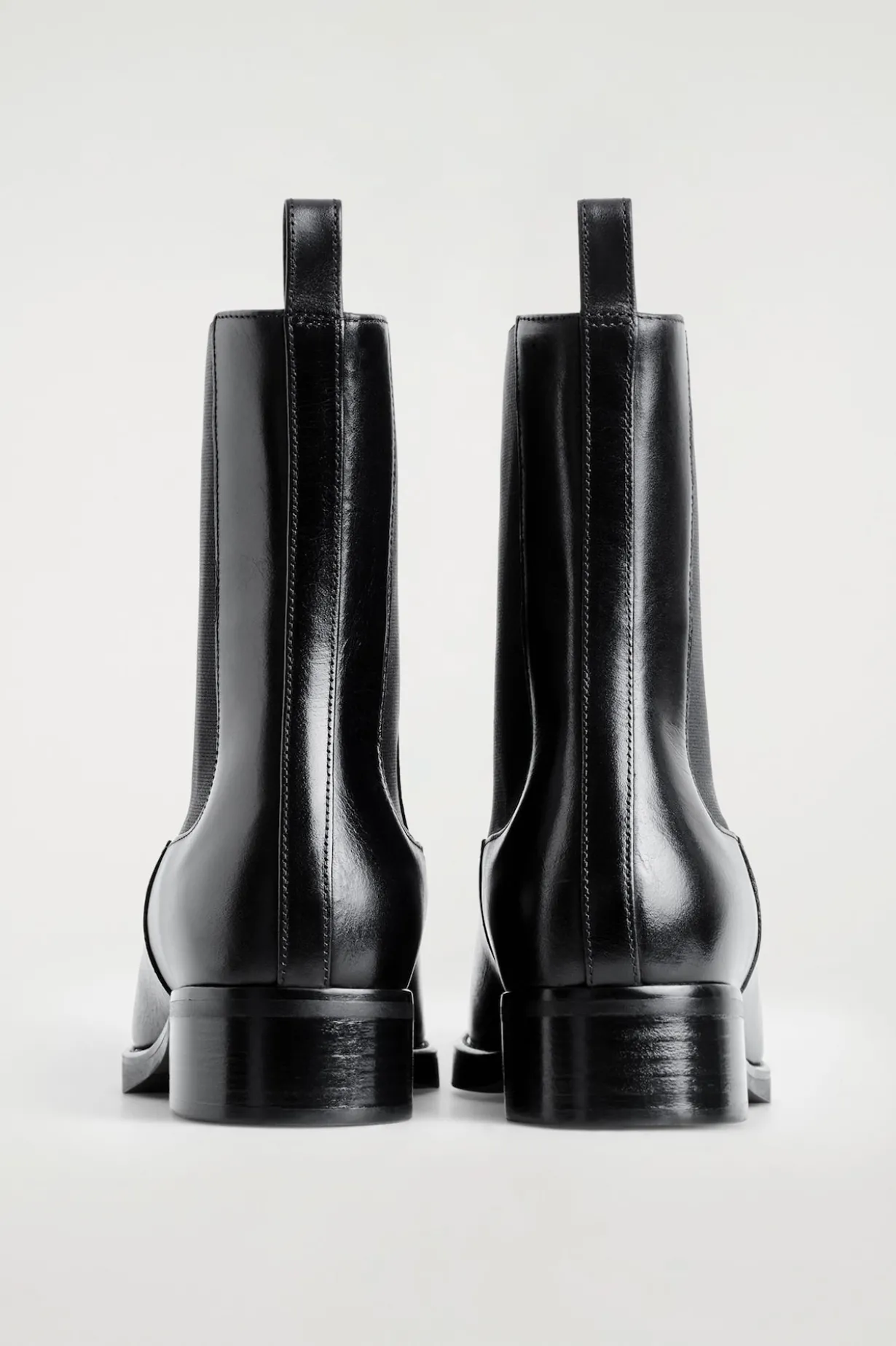 CHELSEA-BOOTS AUS LEDER