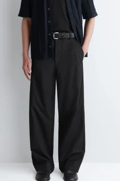 CHINOHOSE AUS BAUMWOLLE MIT WEITEM BEIN