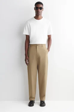 CHINOHOSE AUS BAUMWOLLE MIT GERADEM BEIN