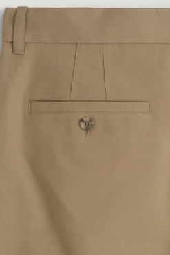 CHINOHOSE AUS BAUMWOLLE MIT GERADEM BEIN