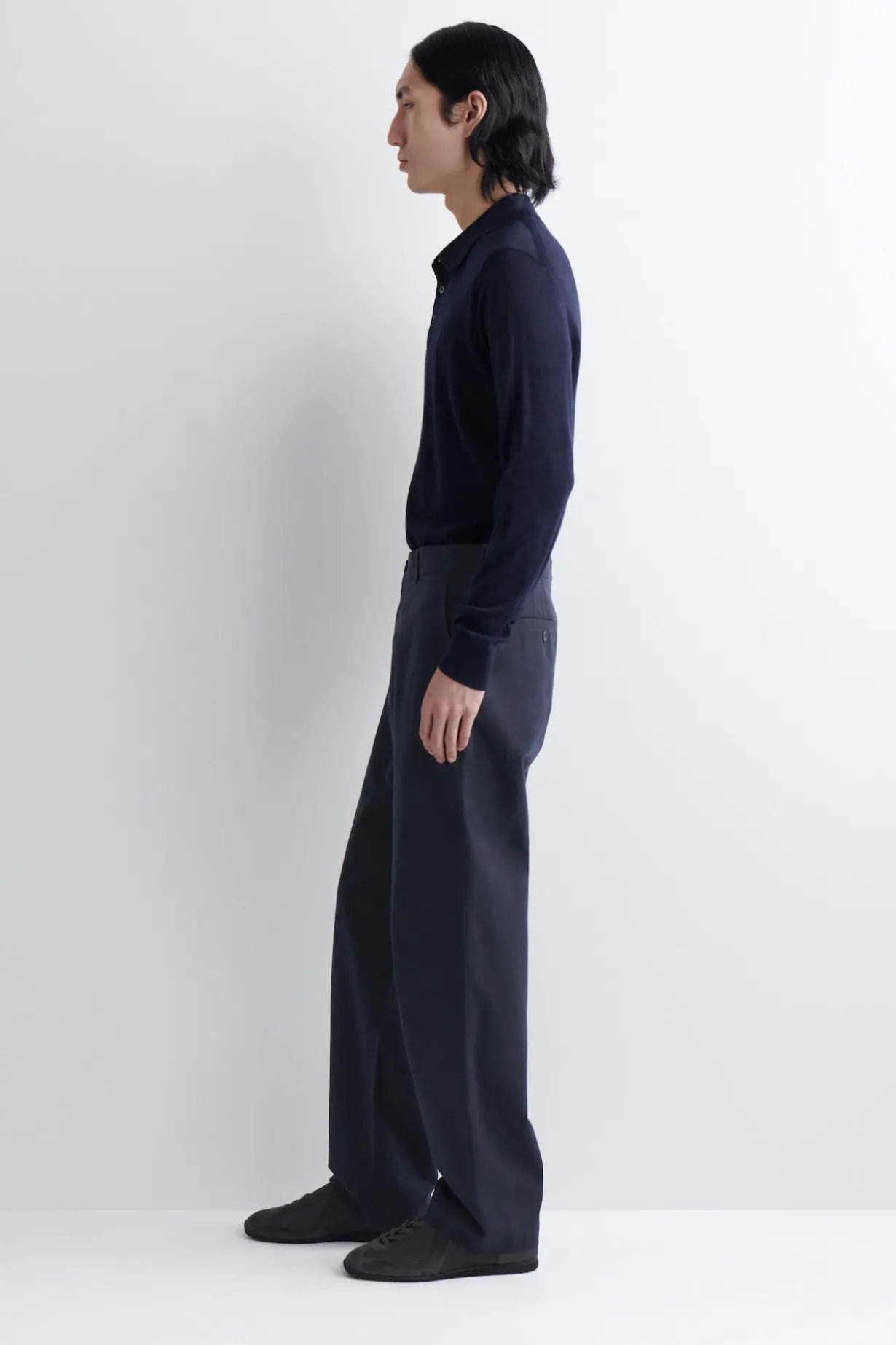 CHINOHOSE AUS BAUMWOLLE MIT GERADEM BEIN