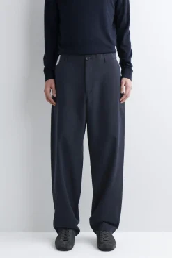 CHINOHOSE AUS BAUMWOLLE MIT GERADEM BEIN