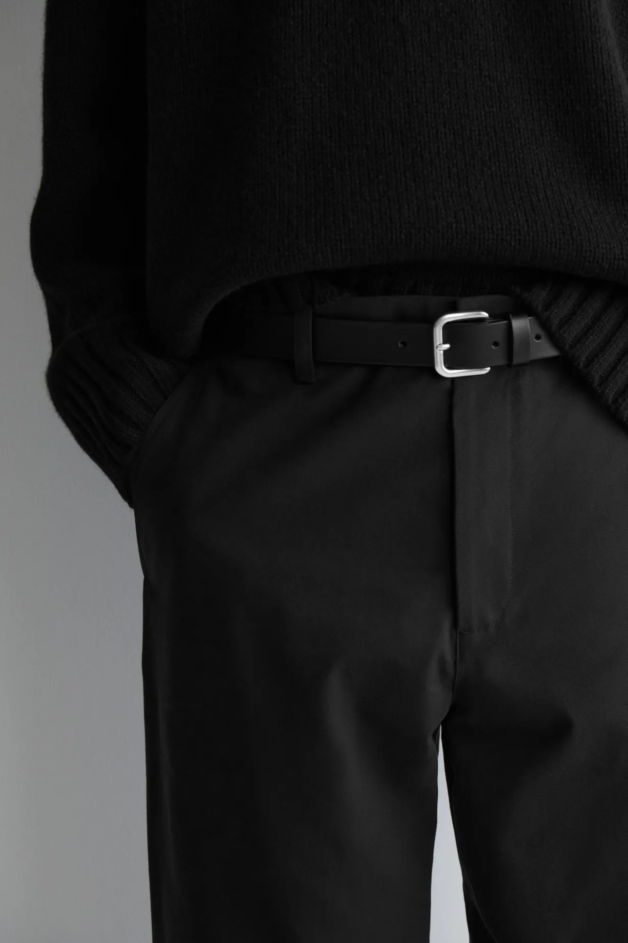 CHINOHOSE AUS BAUMWOLLE MIT GERADEM BEIN