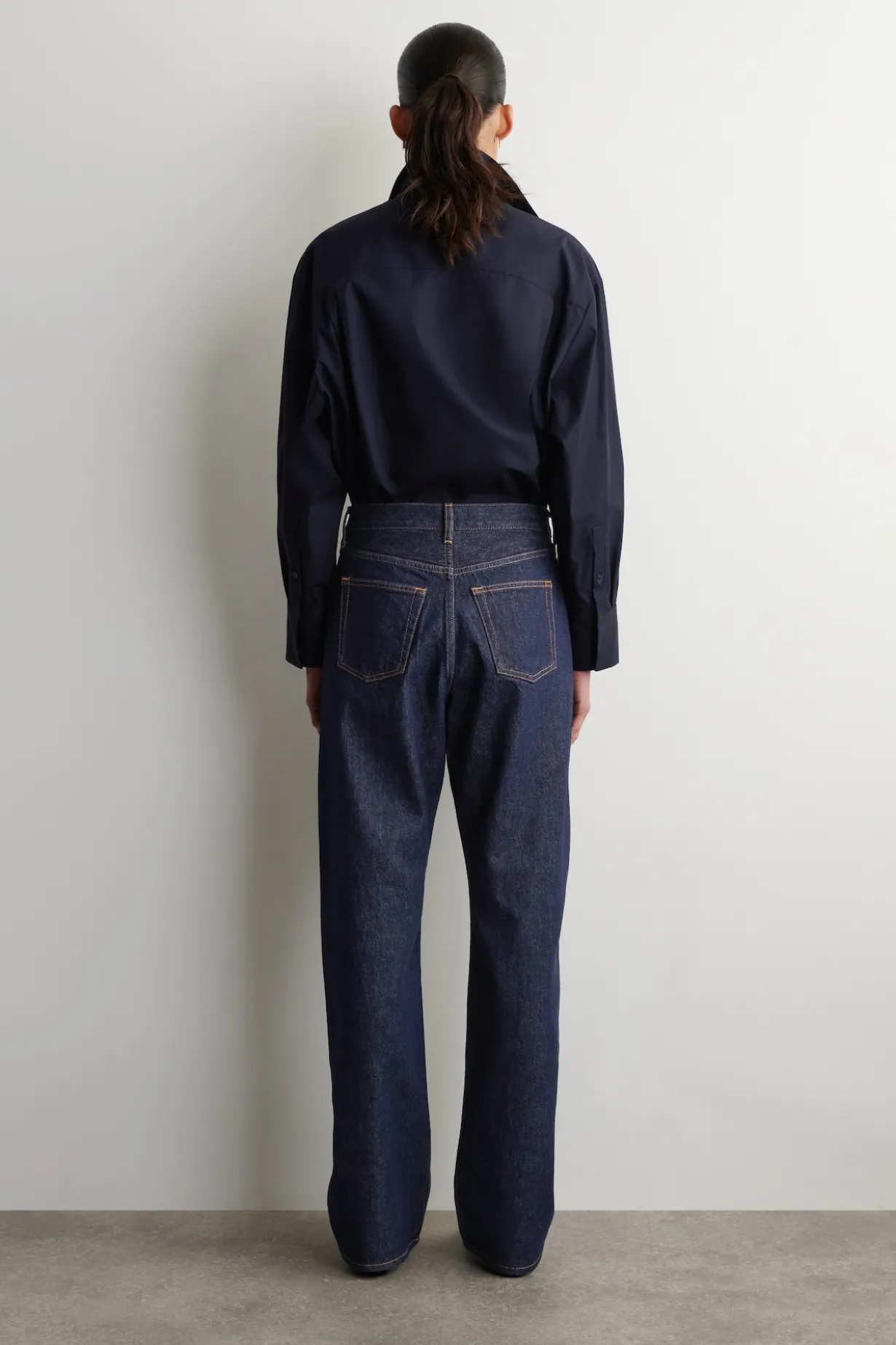 CHORD JEANS MIT GERADEM BEIN