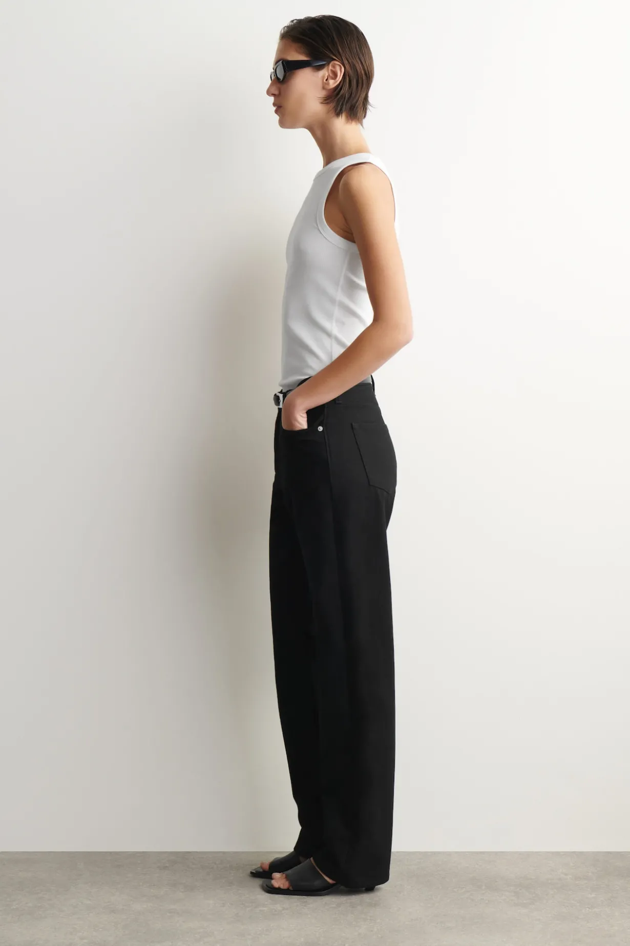 CHORD JEANS MIT GERADEM BEIN