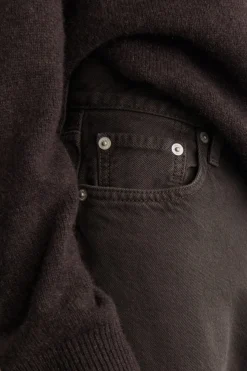CHORD JEANS MIT GERADEM BEIN