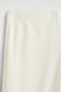 CORDHOSE MIT WEITEM BEIN