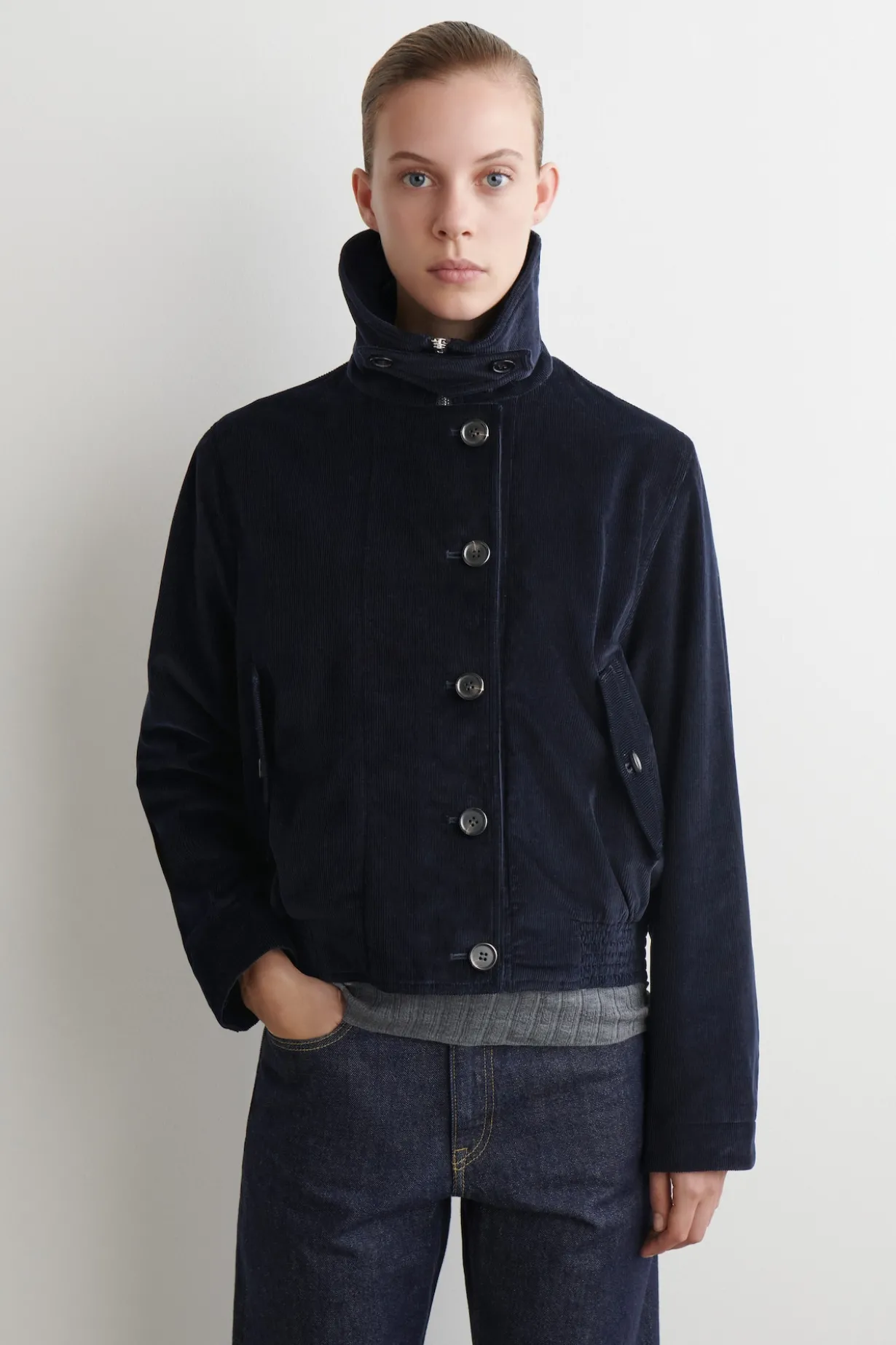 CORDJACKE MIT STEHKRAGEN