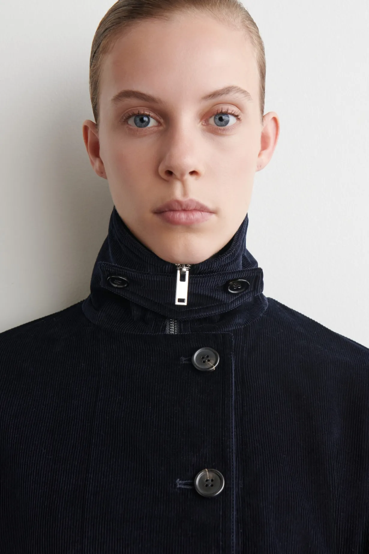 CORDJACKE MIT STEHKRAGEN