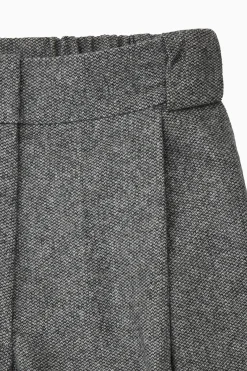 CULOTTES AUS WOLLFLANELL MIT WEITEM BEIN