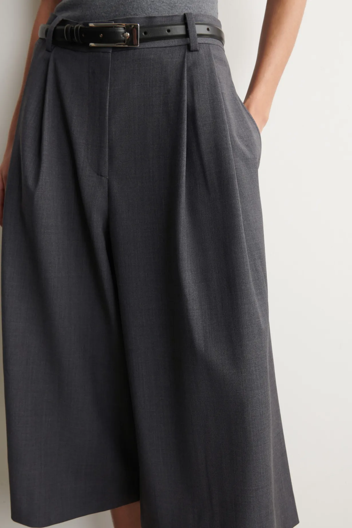 CULOTTES AUS WOLL-MIX MIT FALTEN