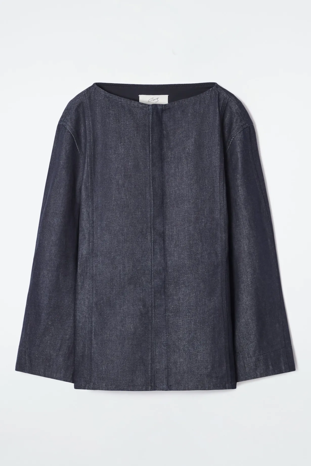 DAS HEMD AUS RAW DENIM MIT GERADEM AUSSCHNITT