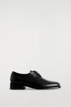 DERBY SCHUHE AUS LEDER