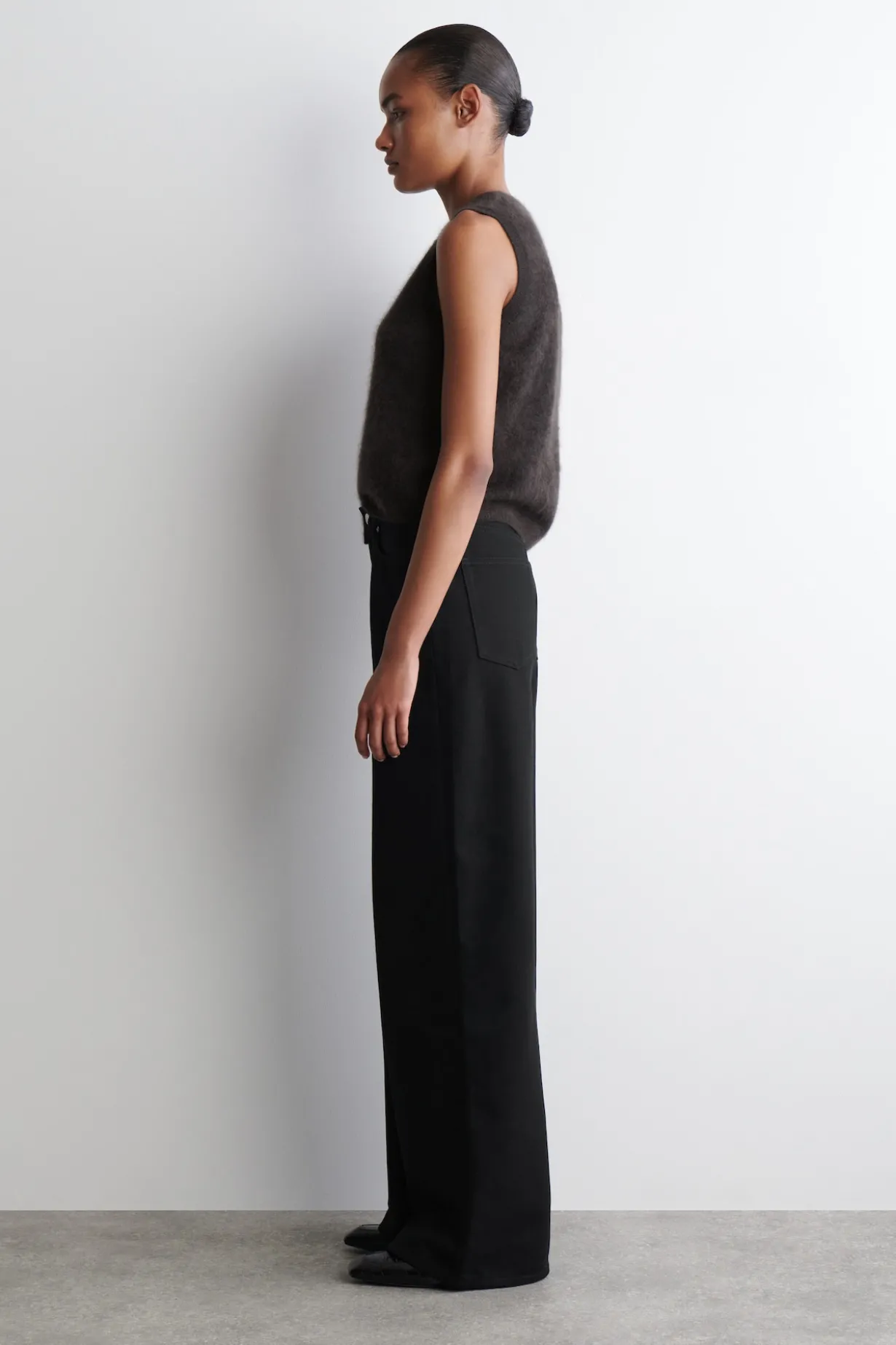 DIAL JEANS MIT WEITEM BEIN