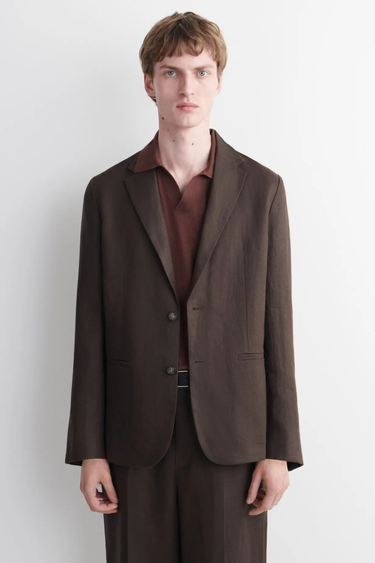 EINREIHIGER BLAZER AUS LEINEN
