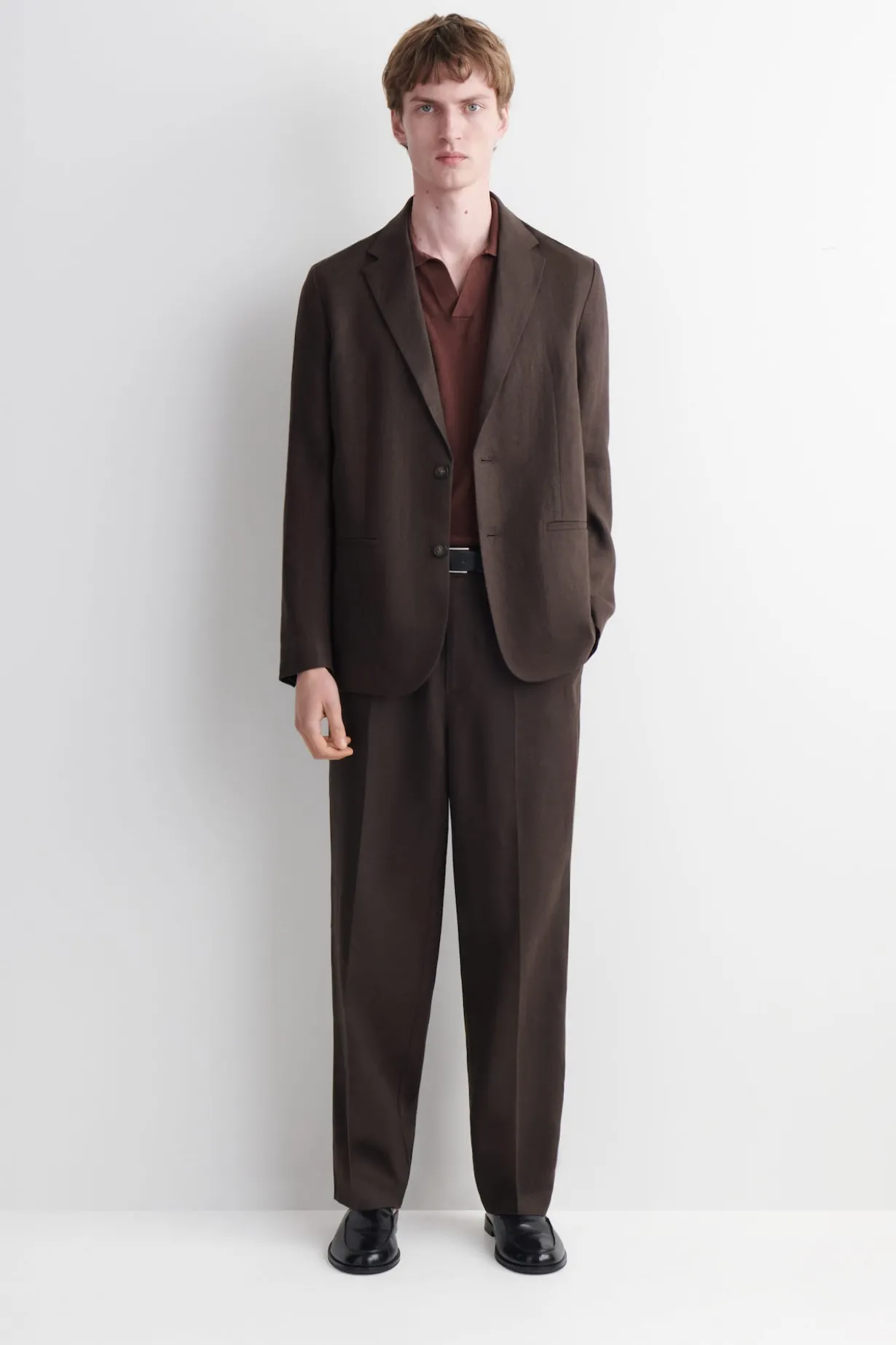 EINREIHIGER BLAZER AUS LEINEN