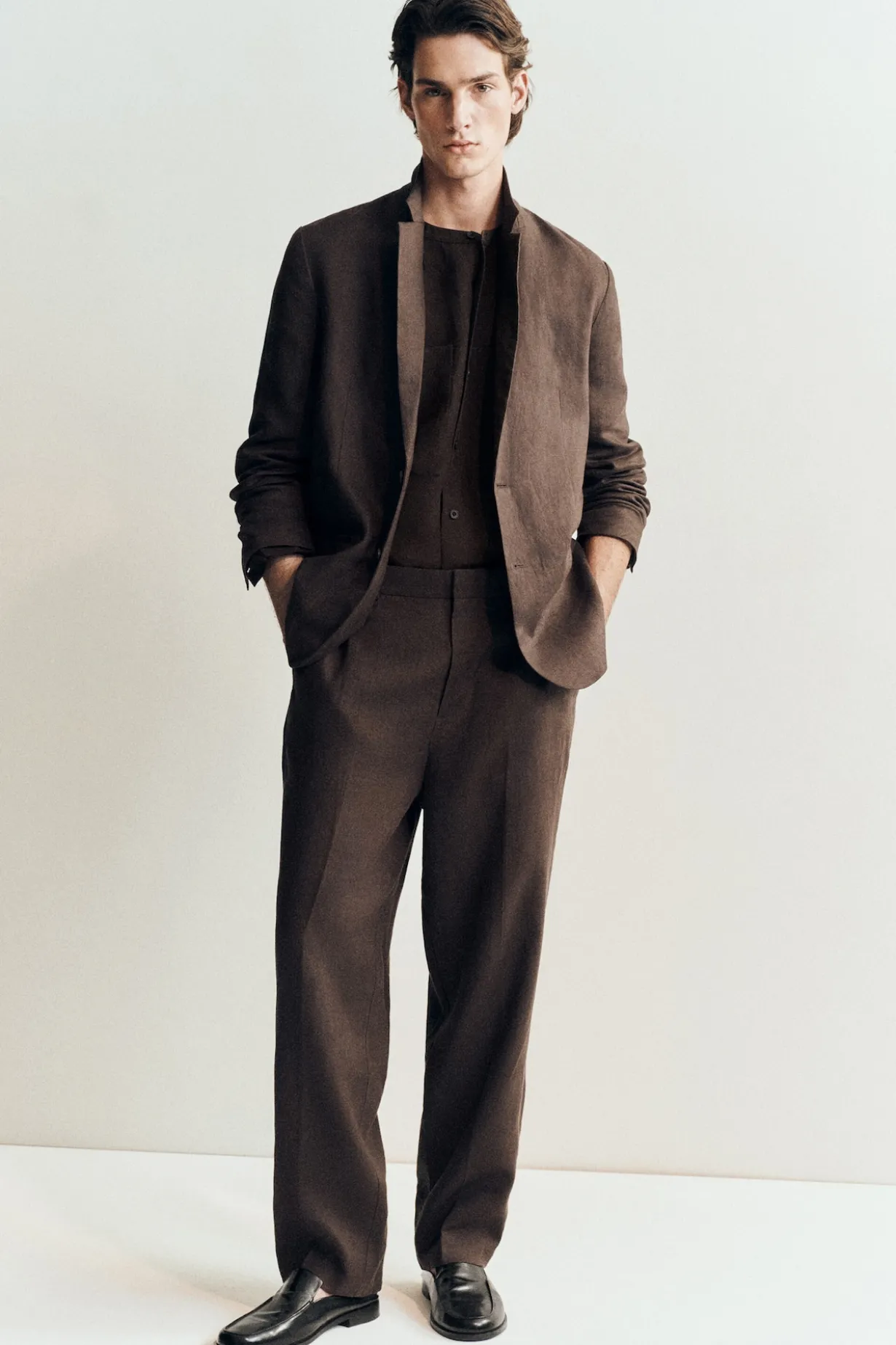 EINREIHIGER BLAZER AUS LEINEN