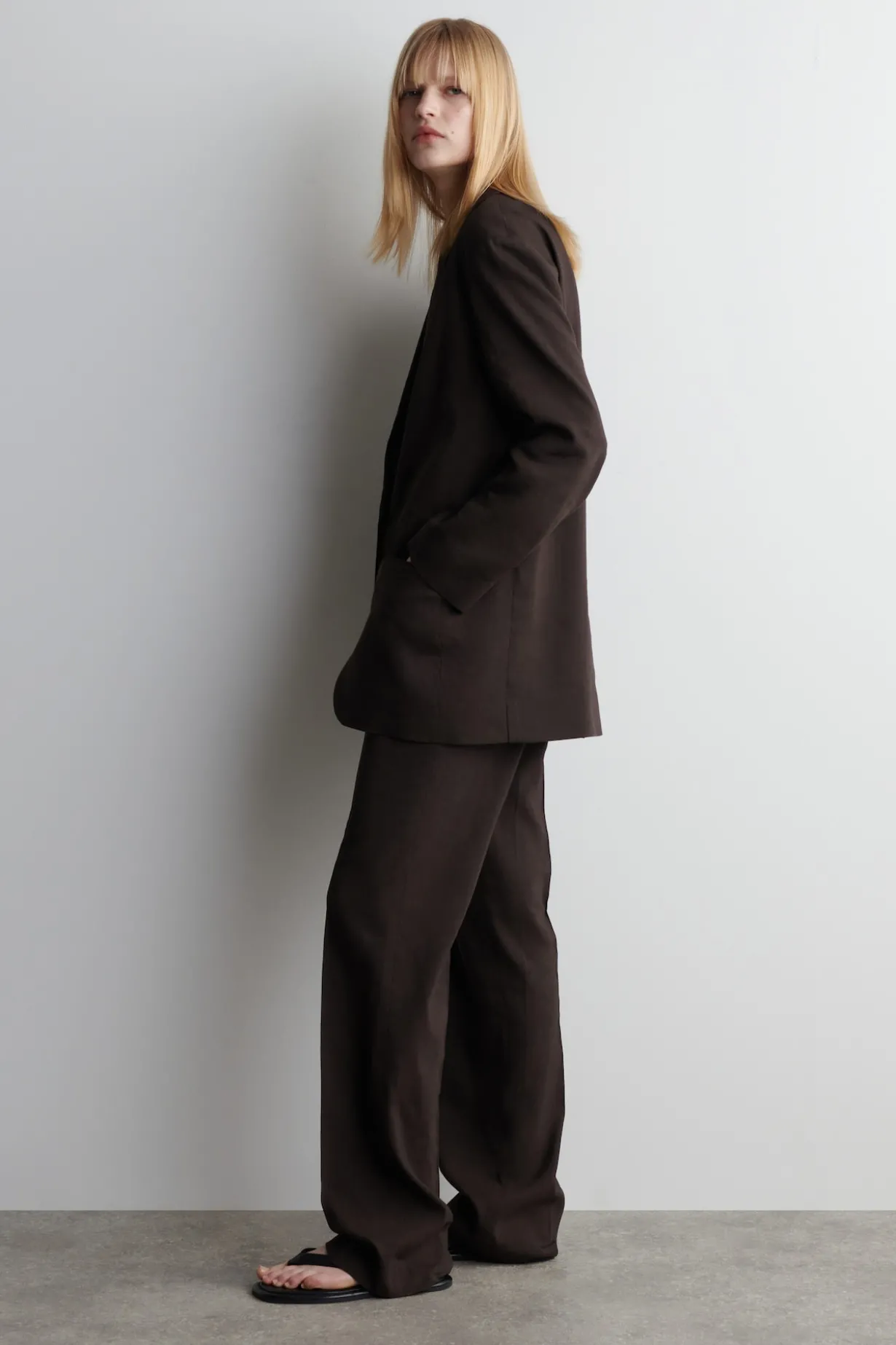 EINREIHIGER BLAZER AUS LEINEN