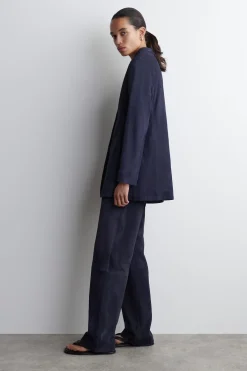 EINREIHIGER BLAZER AUS VELOURSLEDER