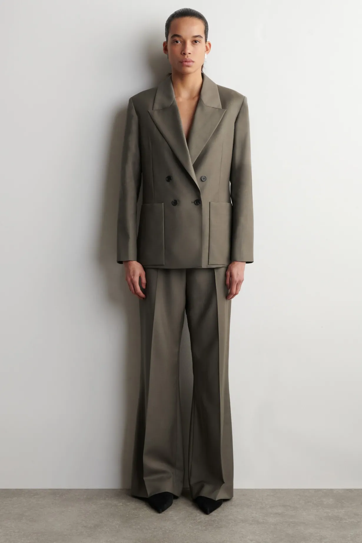 ELEGANTE BOOTCUT-HOSE AUS WOLL-TWILL